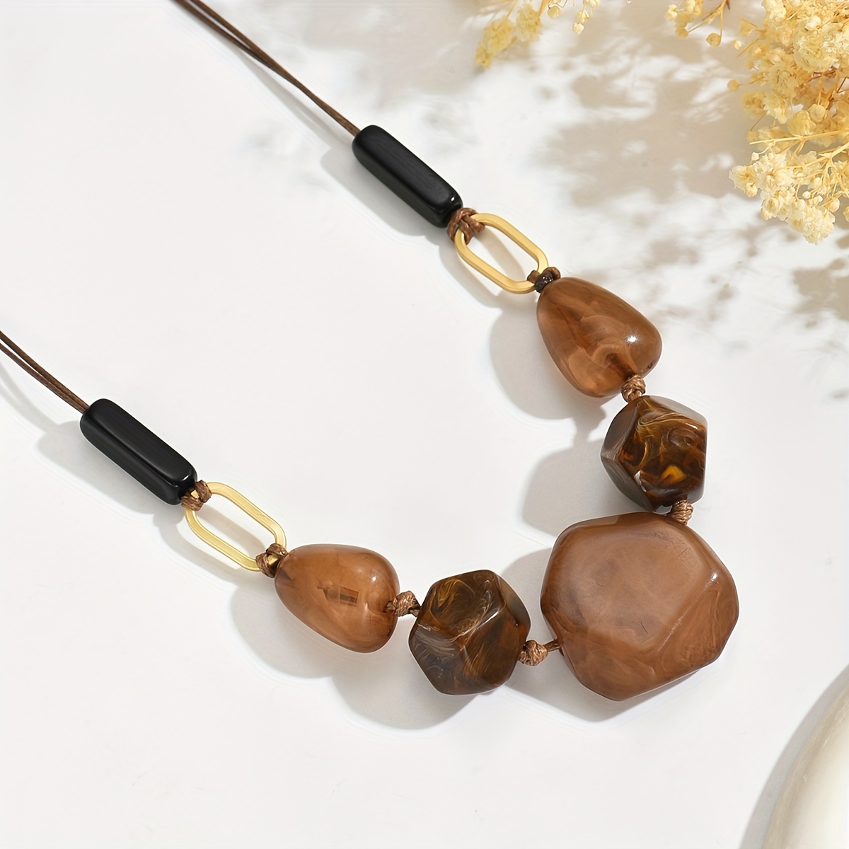 Vintage Style Bohemian Beaded Necklace with Irregular Resin Beads
